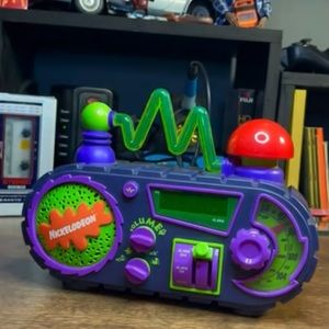 Vintage 1995 Nickelodeon clock